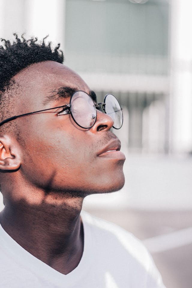 pexels-penda-kamati-642795-1447009 woman with depression